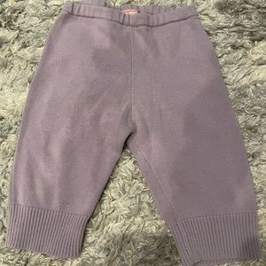 Knitted pants says 6-12 mn